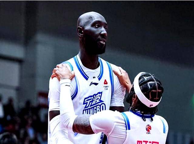 风云突变！布莱顿转会期完成体检；CBA季后赛版图或变；赛场秩序良好；控场能力受关注(布莱顿大学艺术学院好不好申请)-九游网页官网