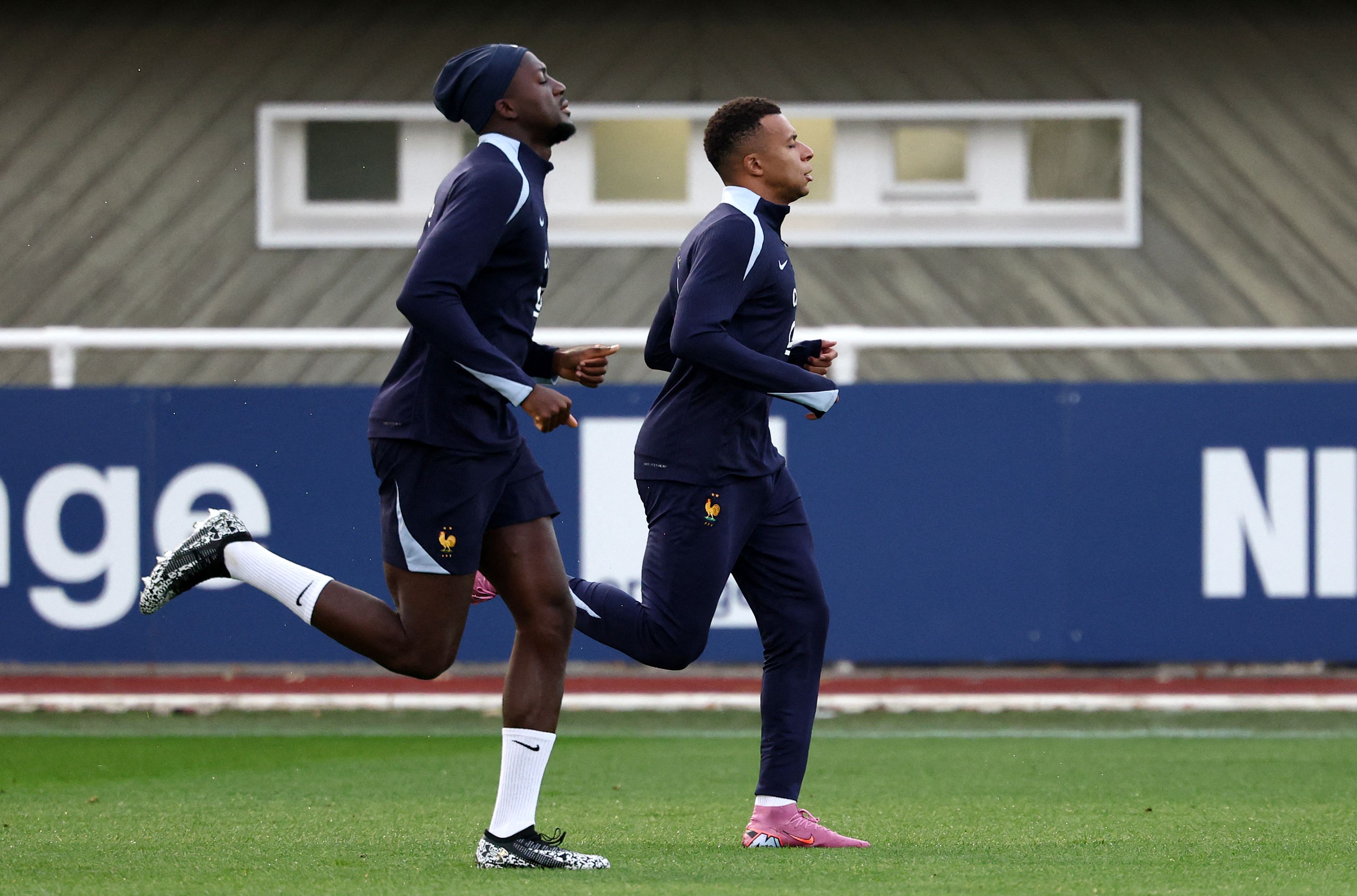 包含赛前体能课后，罗马调整名单备战法国杯，悬念犹存，年轻球员得到机会的词条-九游网页官网